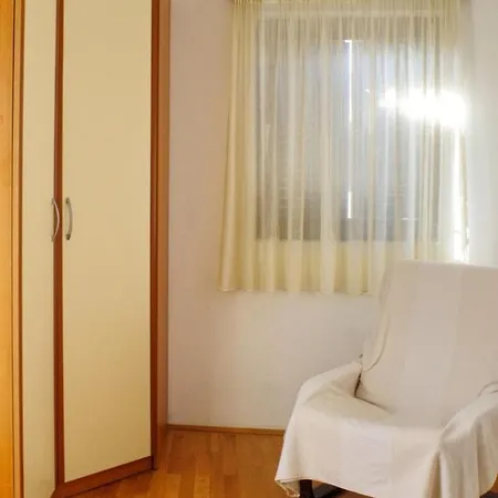 Klisovic - Duplex Three Bedroom With Terrace * Rogoznica (Sibenik-Knin)