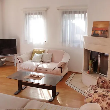 Klisovic - Duplex Three Bedroom With Terrace Apartamento